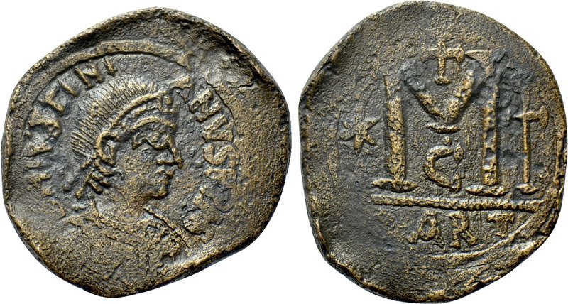 JUSTINIAN I (527-565). Follis. Carthage. 

Obv: DN IVSTINIANVS P P AG. 
Diade...