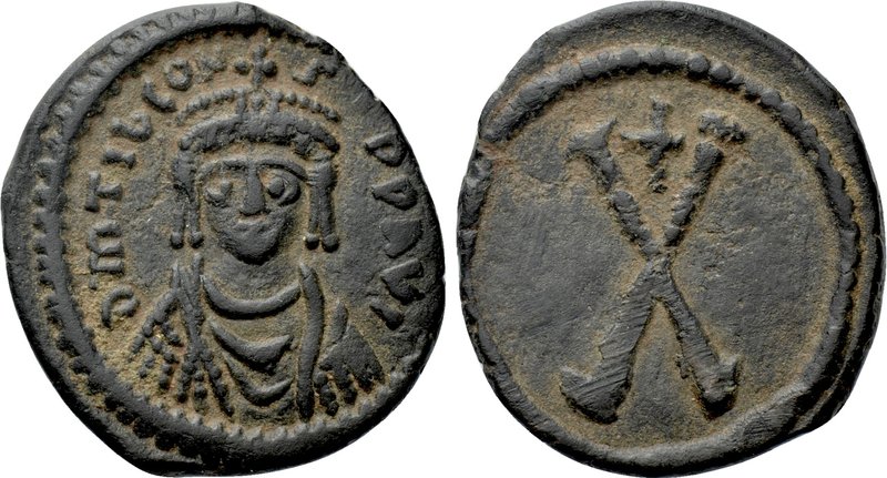 TIBERIUS II CONSTANTINE (578-582). Decanummium. Constantinople. 

Obv: dm TIb ...