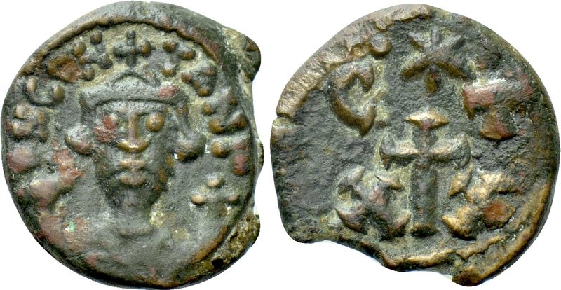 CONSTANS II (641-668). Half Follis. Carthage. 

Obv: CONSTANT. 
Bust facing, ...