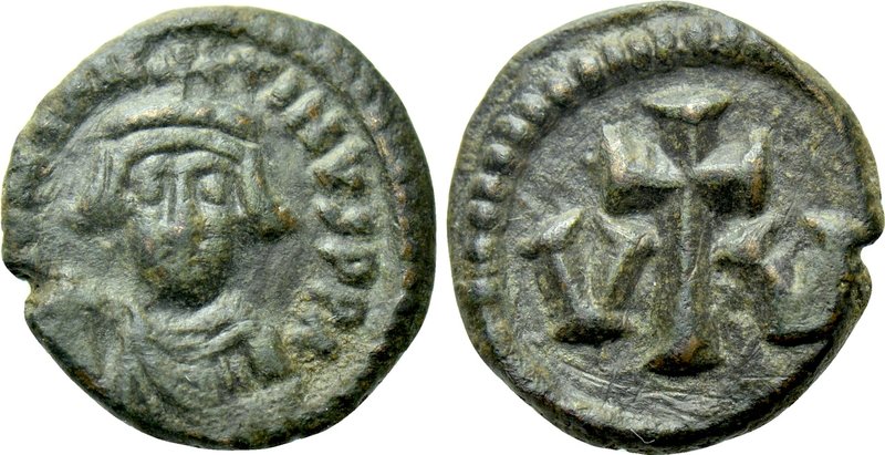 CONSTANS II (641-668). Decanummium. Carthage. 

Obv: CONSTANTINVS PP A. 
Bust...