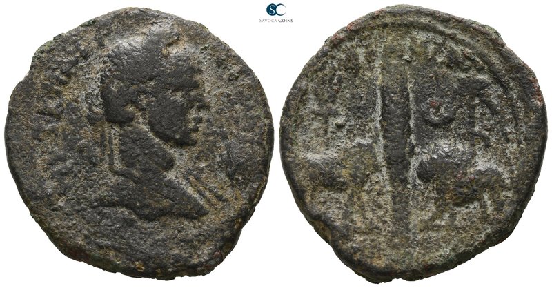 Phoenicia. Arados. Caracalla AD 198-217. 
Bronze Æ

31mm., 15,26g.

Laureat...