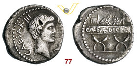 OTTAVIANO (42 a.C.) Denario. Syd. 1322 Cr. 497/2a Coh. 55 Ag g 3,77 Rara MB