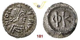 FOCAS (602-610) da 120 Nummi o 1/4 di Siliqua, Ravenna. D/ Busto diademato e drappeggiato R/ Lettere entro corona. MIB 58 Ag g 0,40 Molto rara BB+