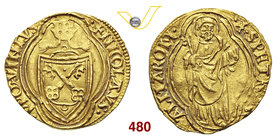 NICOLO' V (1447-1455) Ducato, Roma. D/ Stemma R/ San Pietro stante con chiavi e libro. MIR 329/1 Au g 3,50 BB+