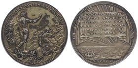 Niederlande
 Ag - Medaille 1696 auf die Überstandenen Unruhen, ohne Sig., vergoldet, Dm 38 mm. Amsterdam. 24,73g. Van Loon IV.p.161 f.vz