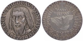 Schweiz Niklaus von Flüe
 Weißmetall Medaille 1947 auf die Heiligsprechung unter Papst Pius XII. , von Stockmann, Dm 42,5mm. 38,49g. Slg. Martin 124 ...