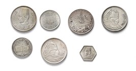Ägypten
 Lot 7 Stück Ag Münzen, 10 Quirsh AH 1293 (ss), 2 Piaster 1363 – 1944 (bfr), 5 Pi
