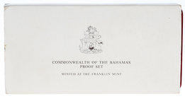 Bahamas Elisabeth II. 1952 - heute
 Mint-Set 1976 mit Zertifikat und Original Etui, mit 9 Münzen, inkl. 50 Cents, 1, 2 und 5 Dollar in Silber. Frenkl...