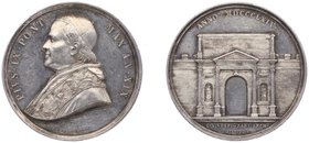Italien Vatikan
Pius IX. 1846 - 1878 Ag Medaille Anno XIX von I. Bianchi, auf die Erneuerung der Porta Pia. Brustbild l. in geistlichem Ornat//Ansich...