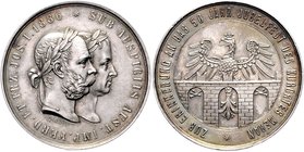 Franz Joseph I. 1848 - 1916
 Ag - Medaille 1886 auf das 50jährige Jubelfest des Kurortes Meran. Av.: die gestaffelten Köpfe von Franz Josef und Ferdi...