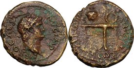 Nero (54-68). AE Semis, 62-68. D/ Head right, laureate. R/ Table with urn and wreath. RIC (2nd ed.) 228. AE. g. 4.38 mm. 19.00 Brown patina with green...