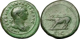 Trajan (98-117). AE Quadrans, 114-117. D/ Bust right, laureate, draped on left shoulder. R/ She-wolf left. RIC 694. AE. g. 4.14 mm. 17.00 Green patina...