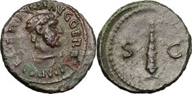 Trajan (98-117). AE Quadrans, 114-117. D/ Head of Hercules right, diademed and wearing lion's skin. R/ Club flanked by SC. RIC 699. AE. g. 2.21 mm. 15...