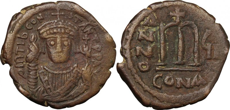 Tiberius II Constantine (578-582). AE Follis, Constantinople mint, 579-580. D/ B...