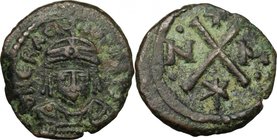 Heraclius-Revolte (608-610). AE 10 Nummi, Carthage mint, 608-610. D/ Bust facing, crowned. R/ X with M, star, N and cross in the angles. MIB 13. AE. g...
