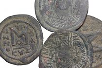 Byzantine Empire. Justinian I (527-565). Multiple lot of four (4) unclassified AE Folles. AE. Good F:About VF.