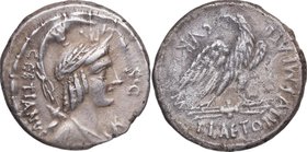 67 aC. Familia Plaetoria. Roma. Denario. FFC 969. Ag. 4,03 g. EBC- / MBC+. Est.120.