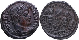307-337 dC. Constantino I. Cyzicus. 1/2 centenional. RIC VII Cyzicus 94. Ae. 2,28 g. EBC-. Est.40.