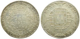 Brasil. 960 Reis. 1819 (R). Rio de Janeiro. (km#326.1). 27,3 gr Ag. Acuñada sobre 8 reales.
Grado: mbc+