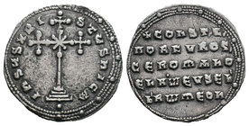 Constantine VII Porphyrogenitus (913-959 AD). AR Miliaresion

Condition: Very Fine

Weight: 2.67gr
Diameter: 22.25

From a Private Dutch, Collection.
