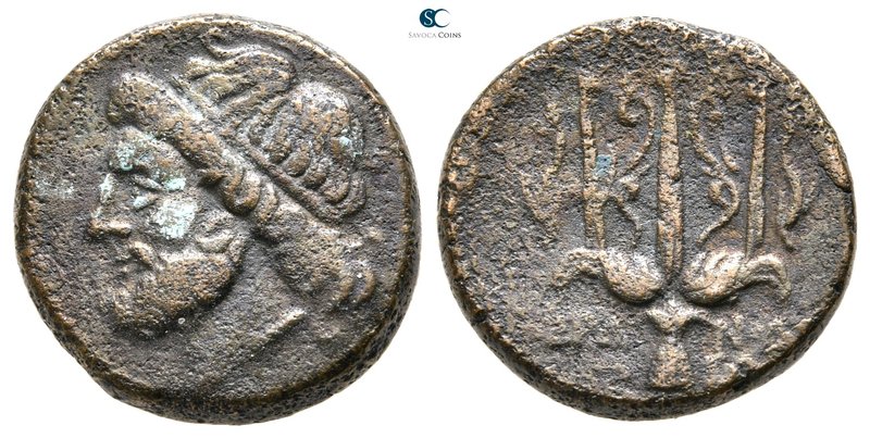 Sicily. Syracuse. Hieron II 275-215 BC. 
Bronze Æ

19 mm., 6,16 g.



nea...