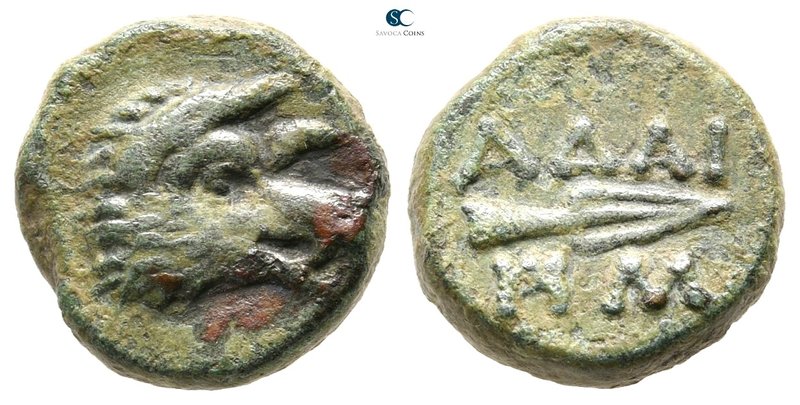 Thrace. Adaios circa 280-230 BC. 
Bronze Æ

13 mm., 2,81 g.



nearly ver...