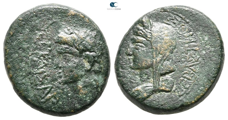Macedon. Thessalonica. Tiberius and Livia AD 14-37. 
Bronze Æ

20 mm., 8,32 g...