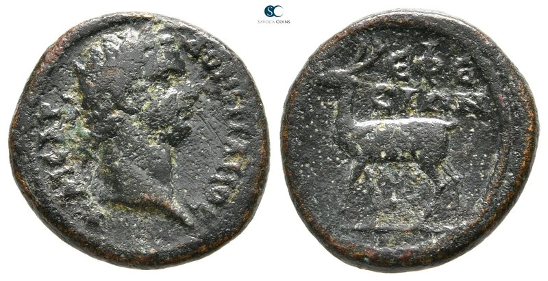 Ionia. Ephesos. Domitian AD 81-96. 
Bronze Æ

19 mm., 5,46 g.



very fin...