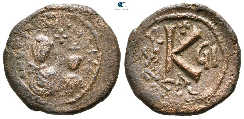 Heraclius with Heraclius Constantine AD 610-641. Isauriae
Half follis Æ

24 m...