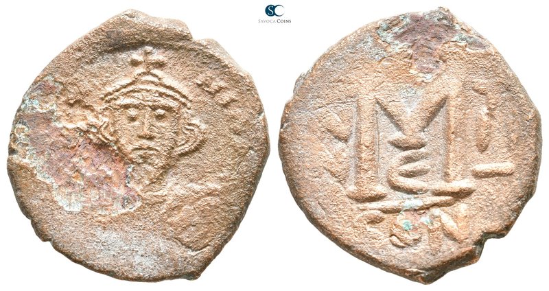 Justinian II. First reign. AD 685-695. Constantinople
Follis Æ

25 mm., 7,78 ...