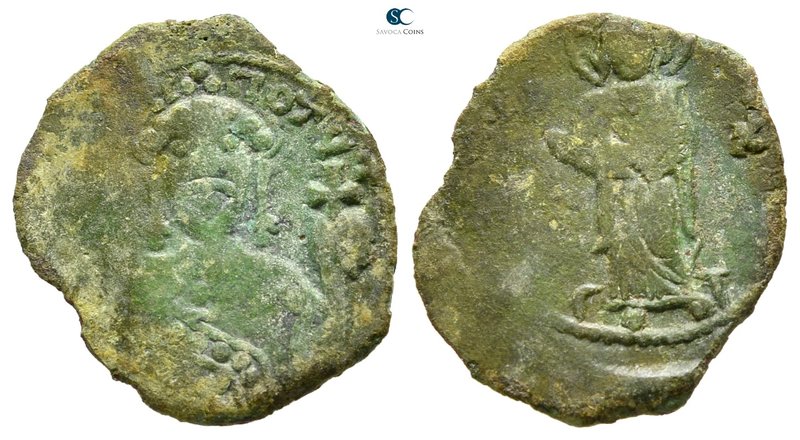 John II Comnenus AD 1118-1143. Thessalonica
Half Tetarteron AE

17 mm., 1,21 ...