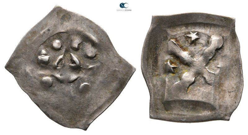 AD 1150-1200. Basel
Pfennig AR

17 mm., 0,52 g.



very fine