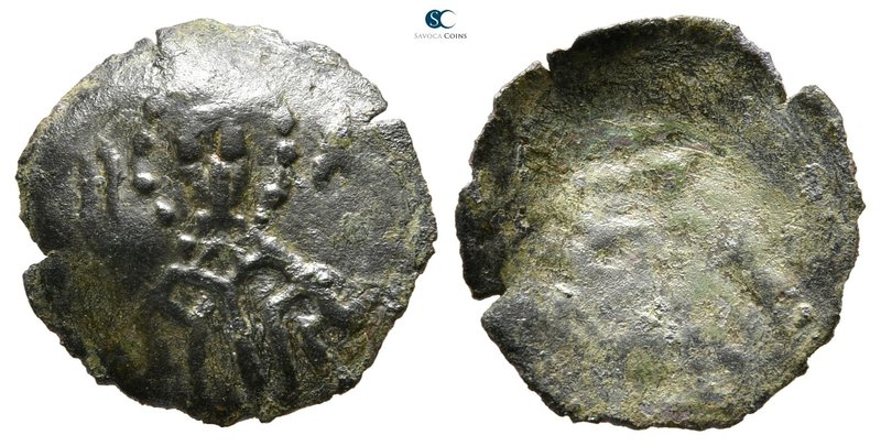 AD 1400-1460. Uncertain. Second empire
Trachy AE

16 mm., 0,72 g.



near...