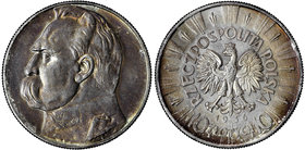 II RP, 10 złotych 1936 Piłsudski
 Bardzo ładny egzemplarz, dawniej najpewniej przeczyszczony. Patyna, ryski w tle. Srebro, średnica 34 mm, waga 21,98...