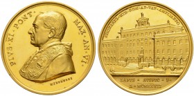 ITALIA 
 Vaticano - Stato Pontificio 
 Pio XI. 1922-1939. 
 Medaglia in oro 1927/AN VI. Medaglia annuale. Nuovo Seminario Romano Minore. Opus A. Mi...