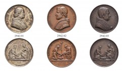 ITALIA 
 Vaticano - Stato Pontificio 
 Lotto. 
 Medaglia -. Gregorio XVI. Medaglia in bronzo 1845. Lavanda. Pio IX. Medaglia in bronzo 1848. Lavand...