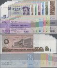 Deutschland - DDR: Banknotensatz 1971-1985 von 5 bis 500 Mark und kompletter Satz Forumschecks 1979 von 50 Pfennig bis 500 Mark, Ro.359-365, 367-373 i...