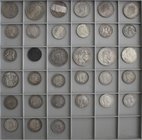 Umlaufmünzen 2 Mark bis 5 Mark: Lot von 33 Silbermünzen, Kaiserreich, Baden: 3 Mark 1910 / Bayern Mark 1914, 3 Mark 1909, 1911, 1914 (2x), 2 Mark 1876...