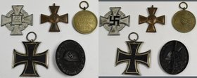 Orden & Ehrenzeichen: Lot 5 Stück, Dienstauszeichnung 1. Klasse für 15 Jahre / Eisernes Kreuz 1914 / Verwundetenabzeichen / Kriegsverdienstmedaille 19...