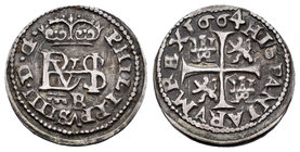 Felipe IV (1621-1665). 1/2 real. 1664. Segovia. BR. (Cal-1209). Ag. 1,27 g. Rayita en reverso. Escasa. MBC+. Est...120,00.