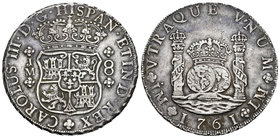 Carlos III (1759-1788). 8 reales. 1761. Lima. JM. (Cal-836). Ag. 26,92 g. Punto sobre la primera LMA. MBC+. Est...180,00.