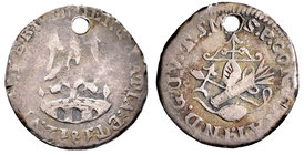 Fernando VII (1808-1833). 1/2 real. 1812. Tlalpujahua. SM. (Cal-1404). Ag. 1,66 g. Fecha boca abajo. Agujero. Rara. BC+. Est...200,00.