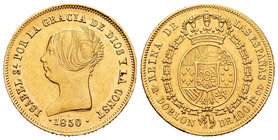 Isabel II (1833-1868). Doblón de 100 reales. 1850. Madrid. CL. (Cal-3). Au. 8,19 g. Mínimos golpecitos en el canto. EBC-. Est...350,00.