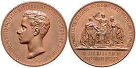Alfonso XIII (1886-1931). Medalla de proclamación. 1902. (Rah-739). Rev.: El rey prestando juramento frente a la reina madre, detrás la alegoría de Es...