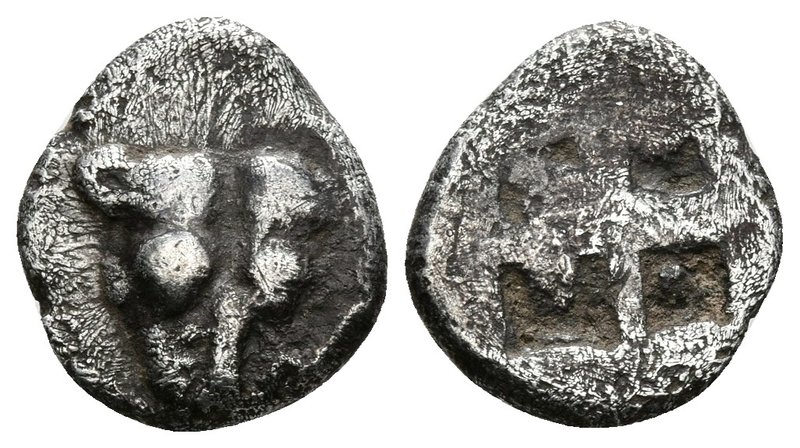 PANTIKAPAION, Bosporos. Obolo. 480-470 a.C. A/ Cabeza de león de frente. R/ Cuat...