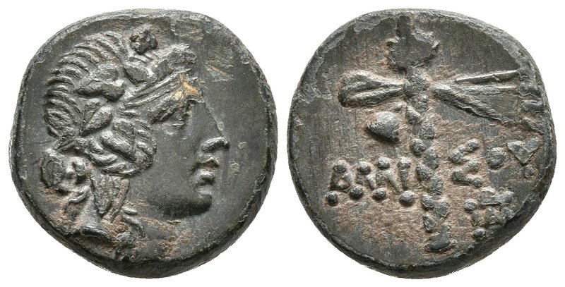 PONTOS, Amisos. Ae15. 85-65 a.C. A/ Cabeza de Dionisos con corona de hiedra a de...