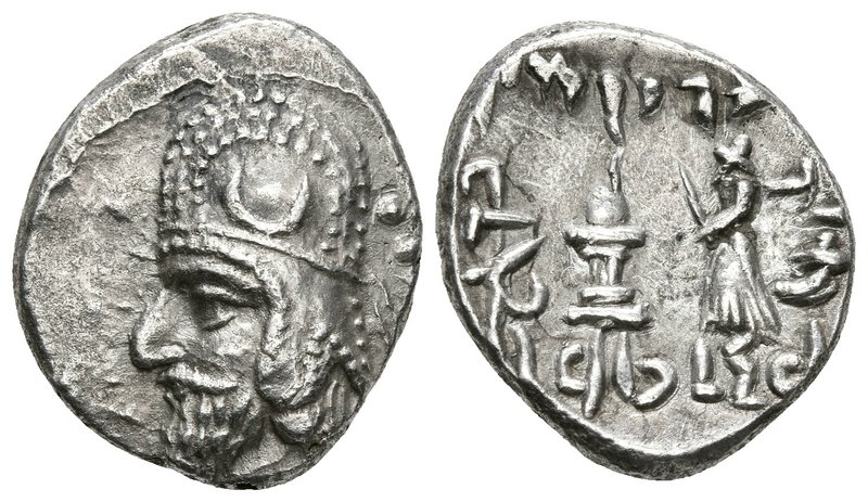 DARIOS (Darev) II. Dracma. Siglo I a.C. Reino Persis. A/ Busto a izquierda diade...