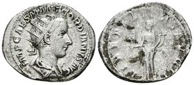 GORDIANO III. Antoniniano. 239-240 d.C. Roma. A/ Busto radiado y drapeado con coraza a derecha. IMP GORDIANVS PIVS FEL AVG. R/ Liberalitas estante a i...