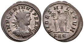 CARINO. Antoniniano. 283-285 d.C. Roma. A/ Busto radiado y drapeado con coraza a derecha. IMP CARINVS P F AVG. R/ Fides estante a izquierda sosteniend...