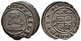 FELIPE IV. 8 Maravedís. 1662. Granada N. Cal-1363; J.S. M-245. Ae. 1,93g. Acuñación desplaza en anverso. EBC.